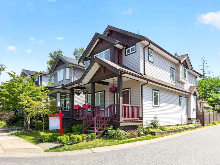 24282 101a Avenue, Maple Ridge, BC, V2W 0C2