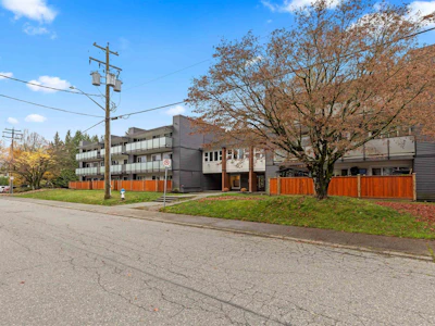 317-33400 Bourquin Place - 2