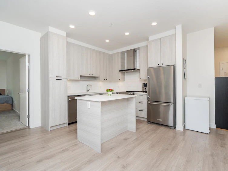 102-7133 14th Avenue, Burnaby, BC, V3N 0H5 - 3