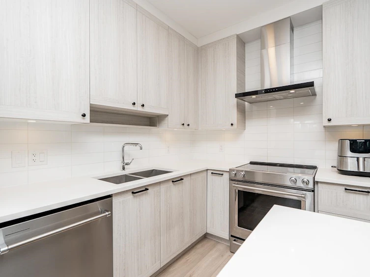 102-7133 14th Avenue, Burnaby, BC, V3N 0H5 - 8