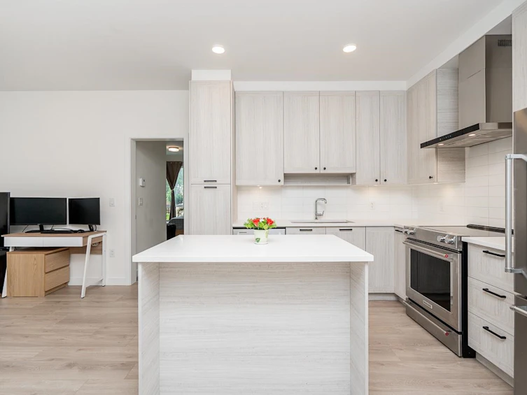 102-7133 14th Avenue, Burnaby, BC, V3N 0H5 - 4