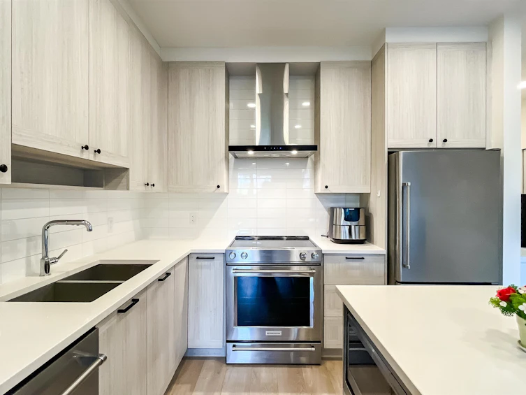 102-7133 14th Avenue, Burnaby, BC, V3N 0H5 - 2