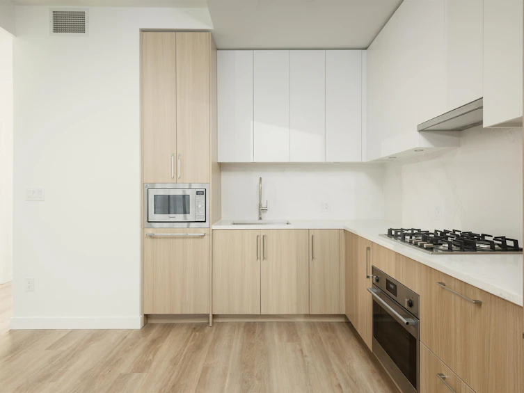 202-9675 King George Boulevard, Surrey, BC, V3T 0T7 - 2