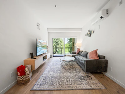 204-3182 Gladwin Road - 2