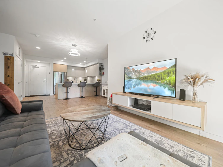 204-3182 Gladwin Road, Abbotsford, BC, V2T 0K8 - 5