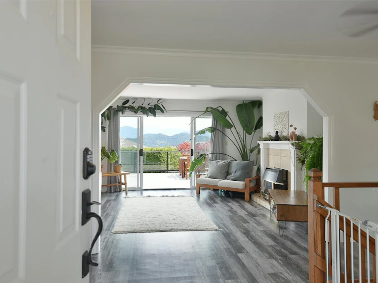 502 Eaglecrest Drive, Gibsons, BC, V0N 1V8 - 5