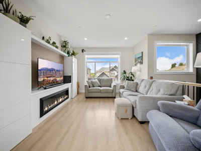 8586 Tupper Boulevard - 2