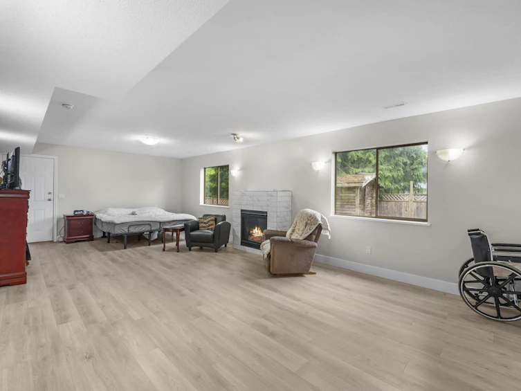 21105 River Road, Maple Ridge, BC, V2X 2A1 - 33