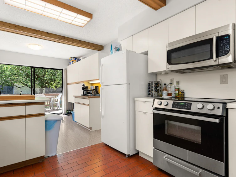 4316 W 2nd Avenue, Vancouver, BC, V6R 1K3 - 9