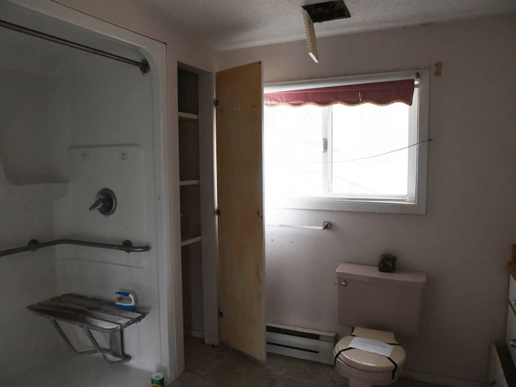 6462 Mercer Road, 100 Mile House, BC, V0K 2E3 - 8