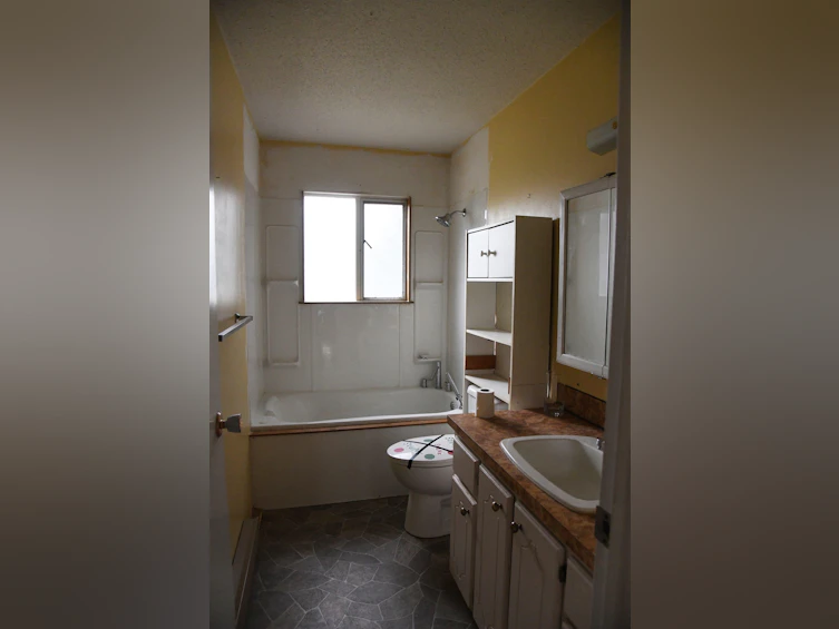 6462 Mercer Road, 100 Mile House, BC, V0K 2E3 - 7