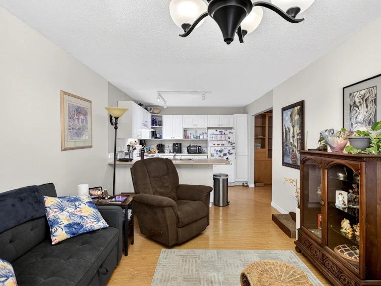 1941 Langan Avenue, Port Coquitlam, BC, V3C 1L1 - 29