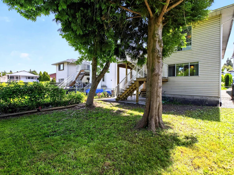 1941 Langan Avenue, Port Coquitlam, BC, V3C 1L1 - 37