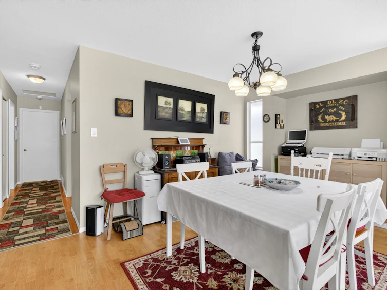 1941 Langan Avenue, Port Coquitlam, BC, V3C 1L1 - 5