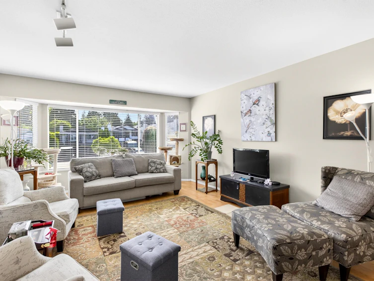 1941 Langan Avenue, Port Coquitlam, BC, V3C 1L1 - 8