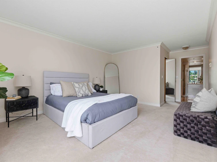 18D-338 Taylor Way, West Vancouver, BC, V7T 2Y2 - 18