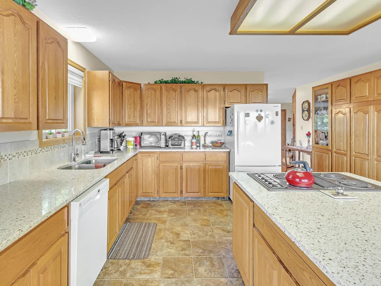 45360 Magdalena Place, Cultus Lake, BC, V2R 0K7 - 19