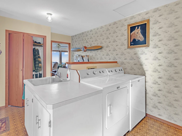 45360 Magdalena Place, Cultus Lake, BC, V2R 0K7 - 31