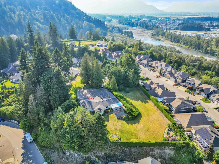 45360 Magdalena Place, Cultus Lake, BC, V2R 0K7 - 8