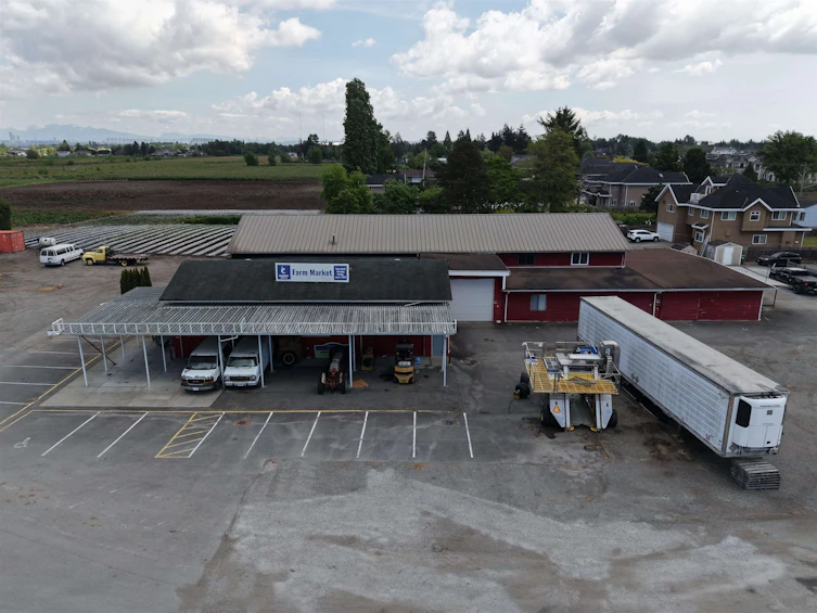 13051 Blundell Road, Richmond, BC, V6W 1B6 - 7