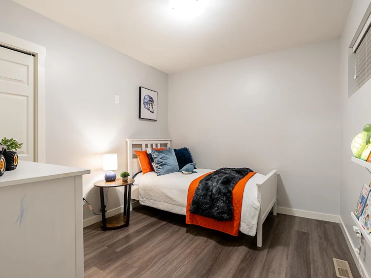 27563 27a Avenue, Langley, BC, V4W 0C4 - 25