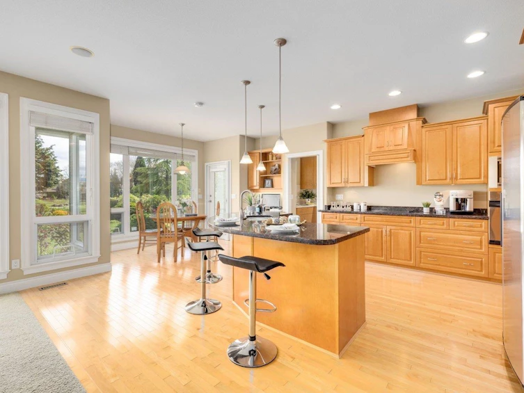 15736 38a Avenue, Surrey, BC, V3Z 0K8 - 12