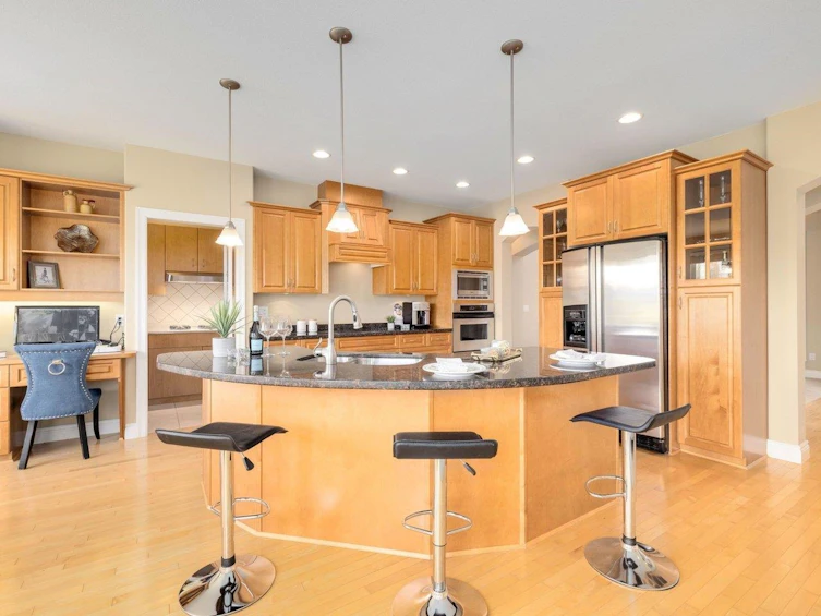 15736 38a Avenue, Surrey, BC, V3Z 0K8 - 13