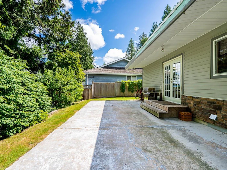 20571 46a Avenue, Langley, BC, V3A 3J7 - 35