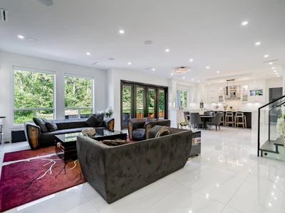 16577 29a Avenue - 5