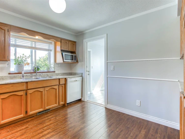 13095 65a Avenue, Surrey, BC, V3W 8P7 - 7