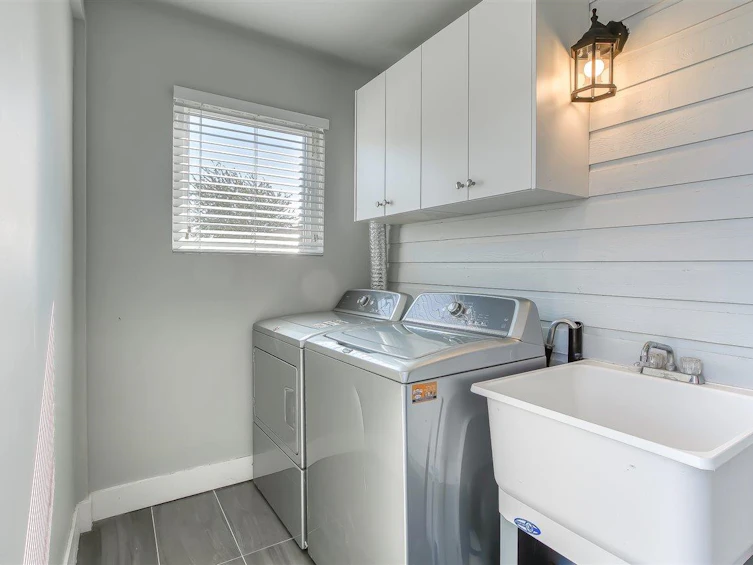 13095 65a Avenue, Surrey, BC, V3W 8P7 - 19
