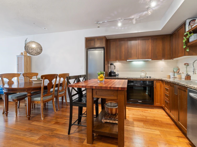 608-2228 W Broadway, Vancouver, BC, V6K 0B1 - 4