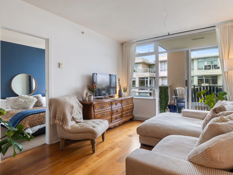 608-2228 W Broadway, Vancouver, BC, V6K 0B1 - 10