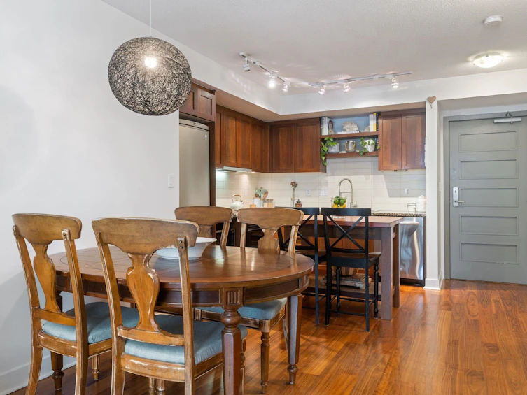 608-2228 W Broadway, Vancouver, BC, V6K 0B1 - 12