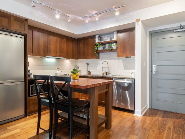 608-2228 W Broadway, Vancouver, BC, V6K 0B1 - 5