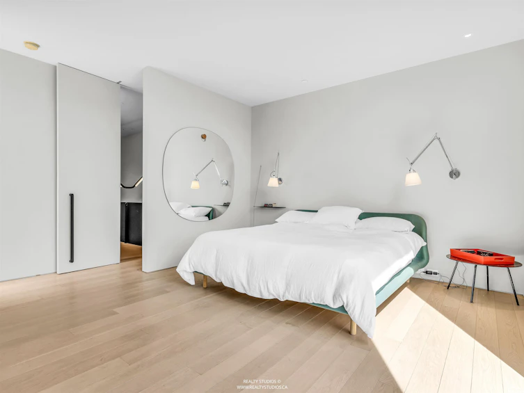 366 W 22nd Avenue, Vancouver, BC, V5Y 2G4 - 19