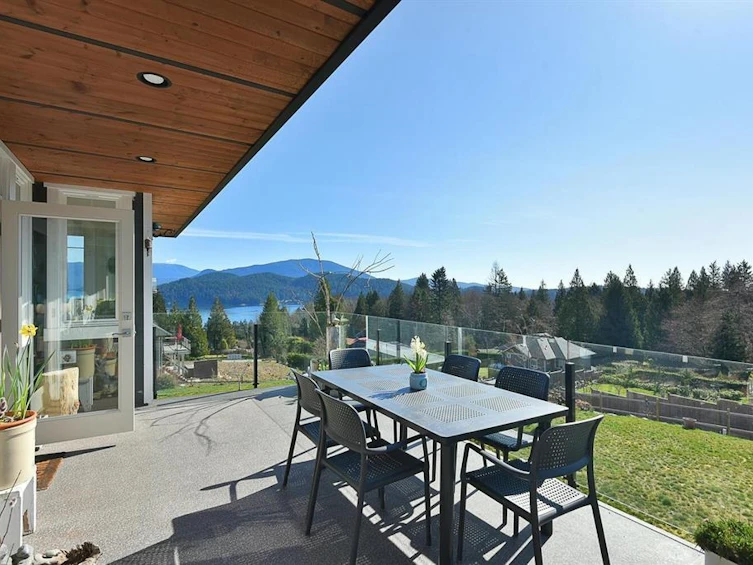 605 Woodland Avenue, Gibsons, BC, V0N 1V1 - 12