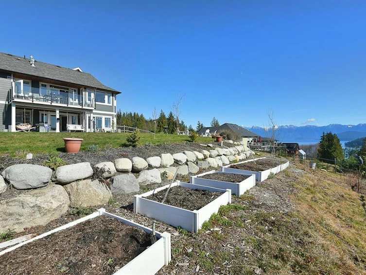 605 Woodland Avenue, Gibsons, BC, V0N 1V1 - 13