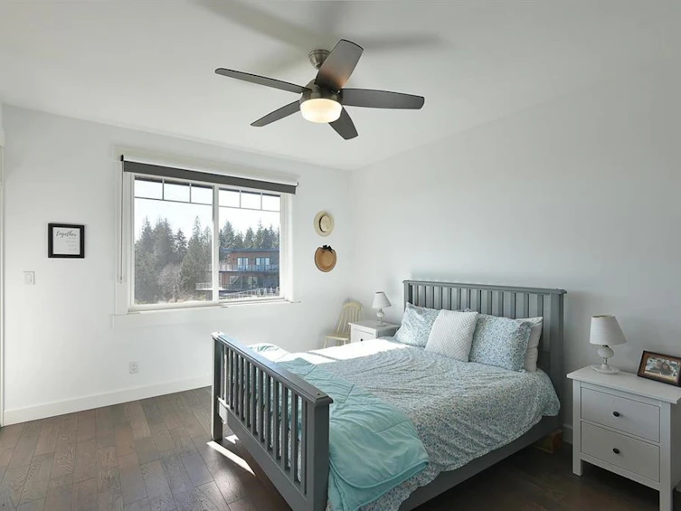 605 Woodland Avenue, Gibsons, BC, V0N 1V1 - 14