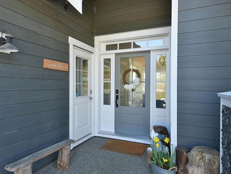 605 Woodland Avenue, Gibsons, BC, V0N 1V1 - 3