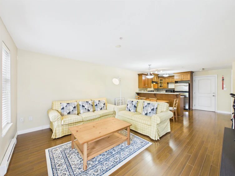 202-10289 133 Street, Surrey, BC, V3T 0B1 - 5