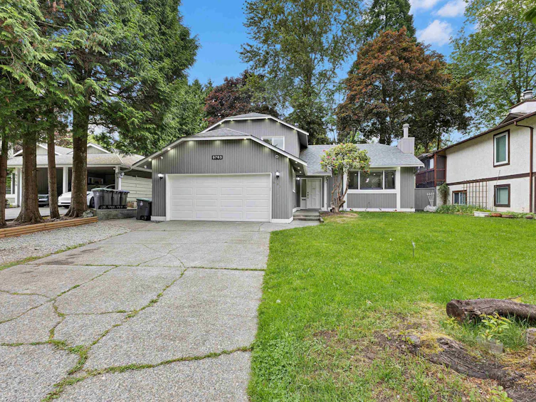 9763 155 Street, Surrey, BC, V3R 7G6