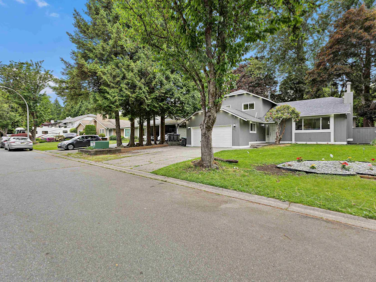9763 155 Street, Surrey, BC, V3R 7G6 - 30