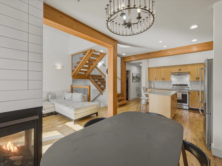 22-39758 Government Road, Squamish, BC, V8B 0G3 - 9
