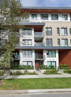 302 5383 Cambie Street