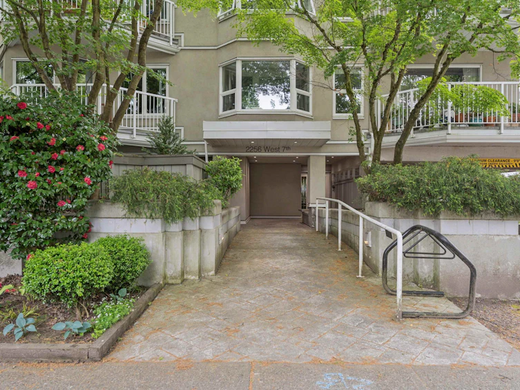 105-2256 W 7th Avenue, Vancouver, BC, V6K 1Y2 - 21