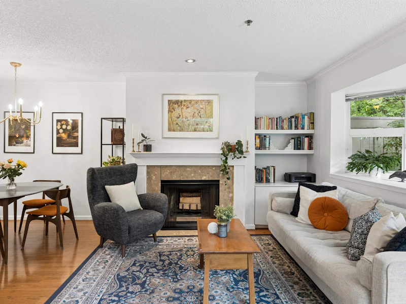 105 - 2256 W 7th Avenue, Vancouver BC V6K 1Y2