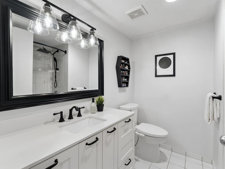 105-2256 W 7th Avenue, Vancouver, BC, V6K 1Y2 - 16