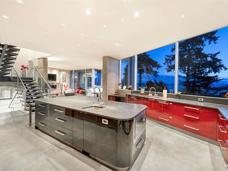 14523 Magdalen Avenue, Surrey, BC, V4B 2X5 - 12