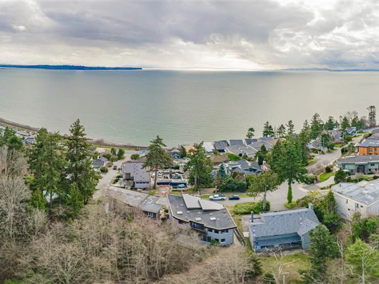 14523 Magdalen Avenue, Surrey, BC, V4B 2X5 - 31